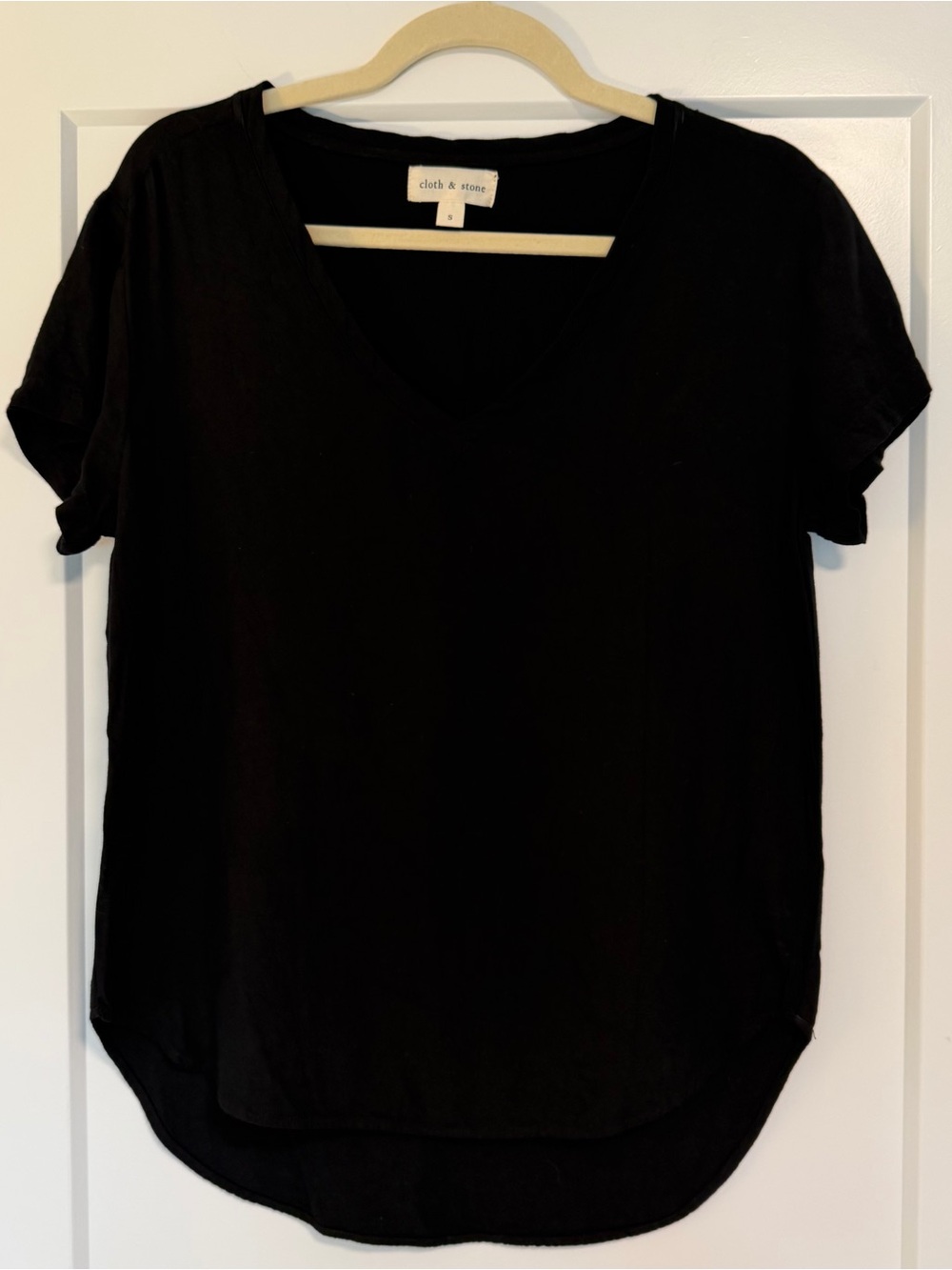 cloth & stone Women’s V-Neck Top
